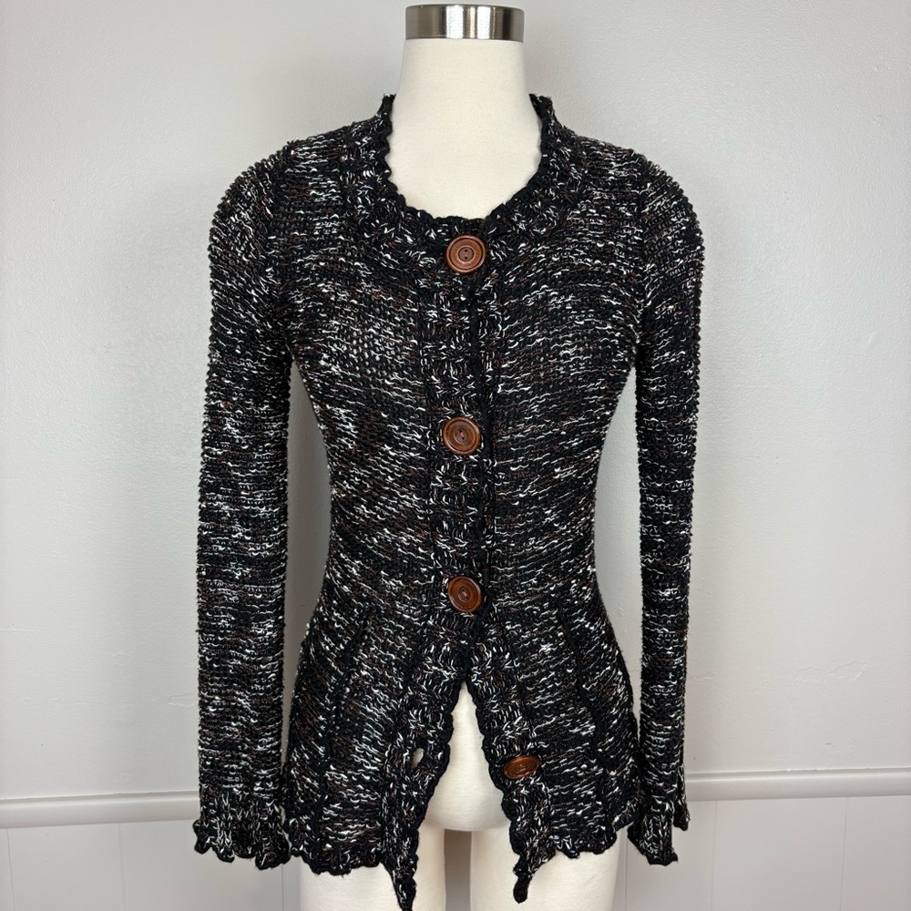 BCBGMaxAzria Boucle Knit Cardigan Sz S Button Front Ruffled Collar Sleeves Black